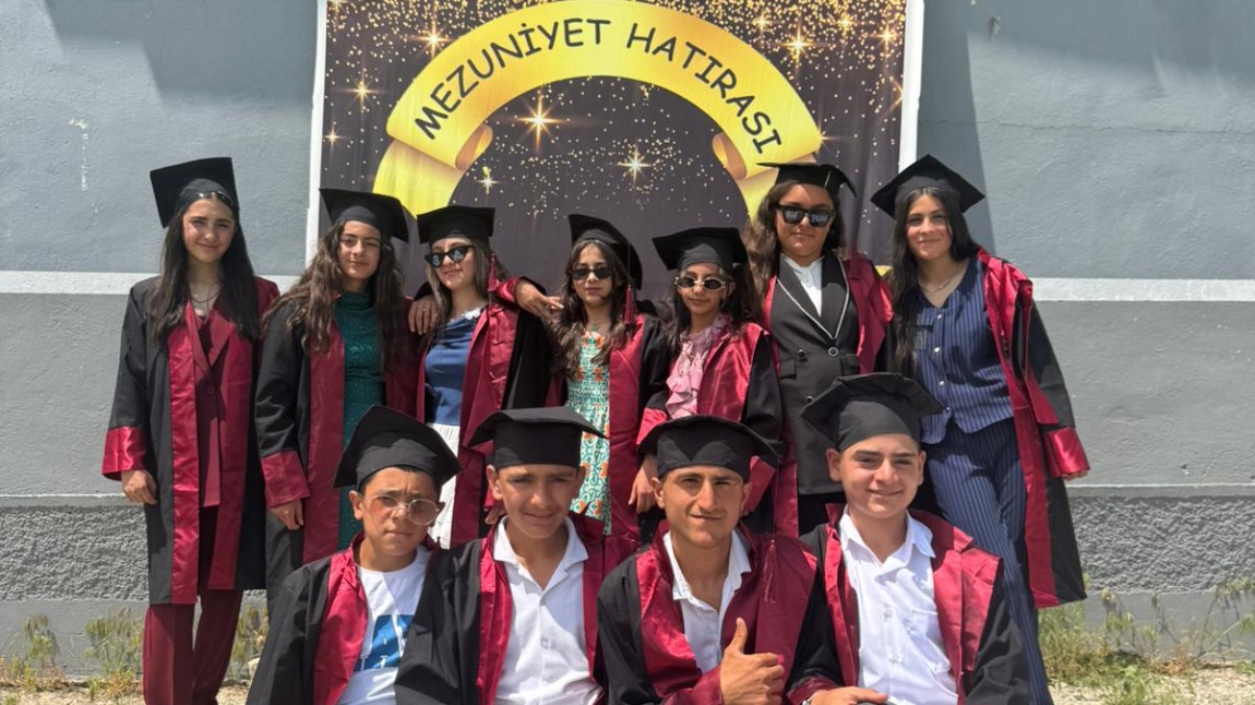 2024-2025 YILI MEZUNLARIMIZ 